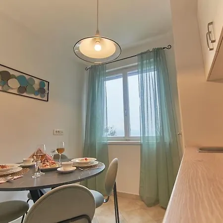 Apartment Bigeste - Free Parking - 2 Minute Walk To The - Superfast Wifi *