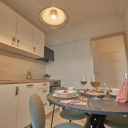 Bigeste - Free Parking - 2 Minute Walk To The - Superfast Wifi * Opatija